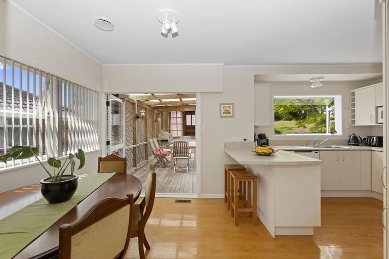 Photo of property in 138 Tiroroa Avenue, Te Atatu South, Auckland, 0610