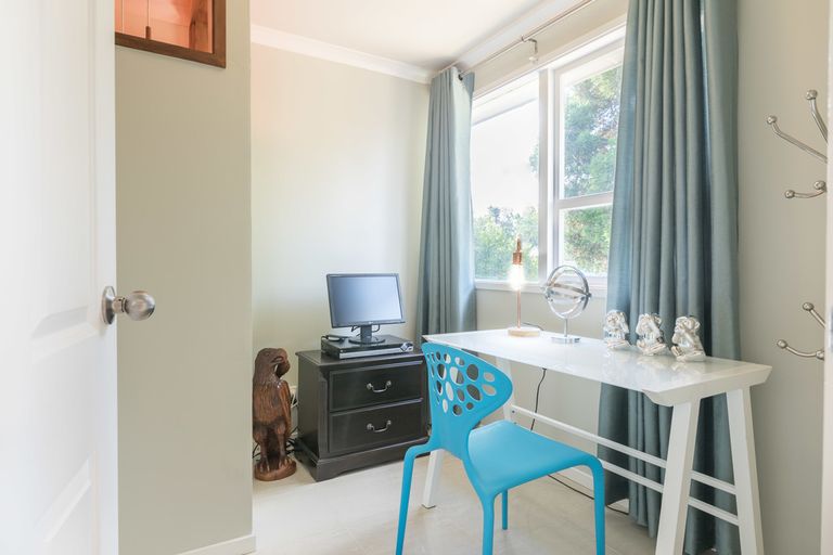 Photo of property in 15 Spargo Road, Massey, Auckland, 0614