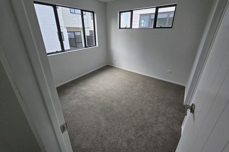 Photo of property in 3 Greenbrier Street, Westgate, 0814