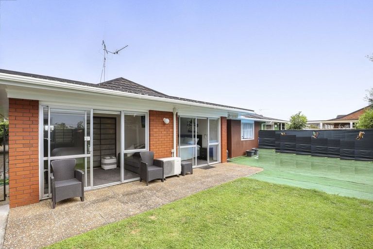 Photo of property in 102au1 Sandwich Road, St Andrews, Hamilton, 3200