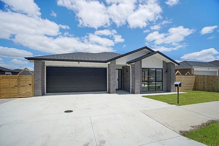 Photo of property in 22 Perkins Street, Papakura, 2110
