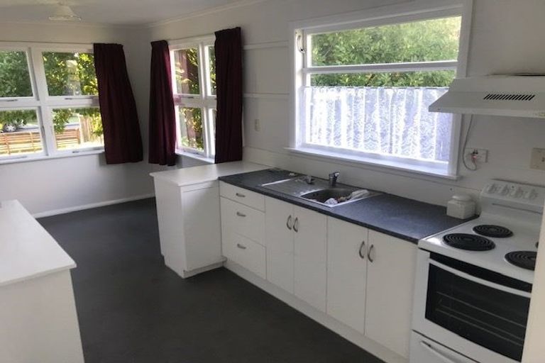 Photo of property in 48 Donovan Road, Paraparaumu Beach, Paraparaumu, 5032