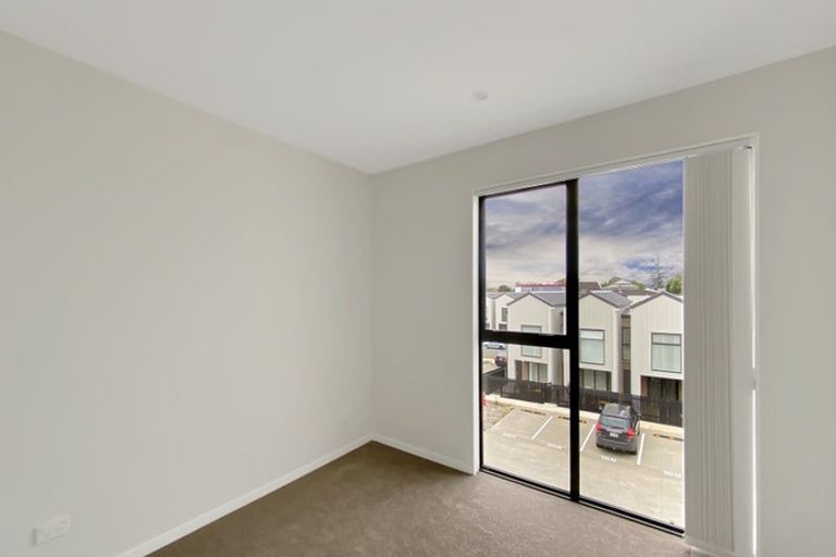 Photo of property in 27 Tukari Lane, Mangere Bridge, Auckland, 2022