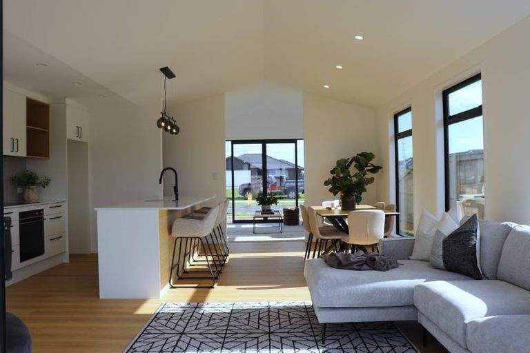 Photo of property in 19 Arahi Road, Clevedon, 2582