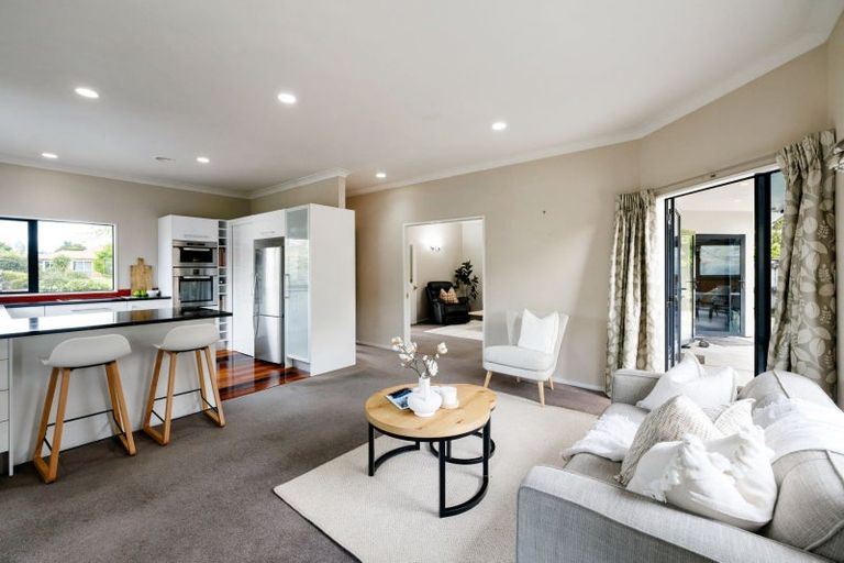 Photo of property in 29 Montrose Crescent, Huntington, Hamilton, 3210