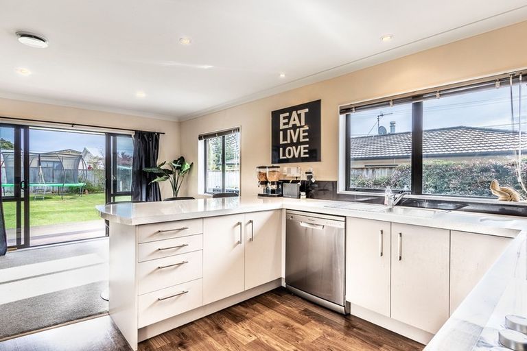 Photo of property in 4 Belle Maison Court, Levin, 5510