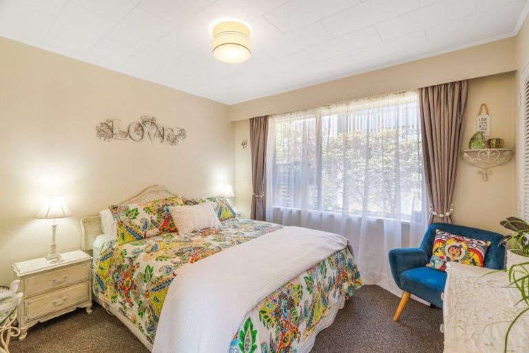 Photo of property in 2 Kent Place, Mosgiel, 9024