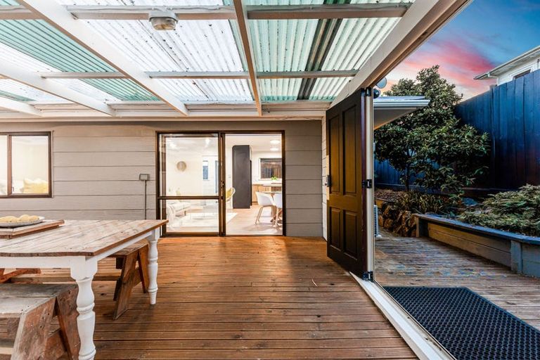 Photo of property in 2/26 Forest Hill Road, Henderson, Auckland, 0612