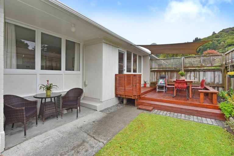 Photo of property in 1/15 Lane Street, Wallaceville, Upper Hutt, 5018