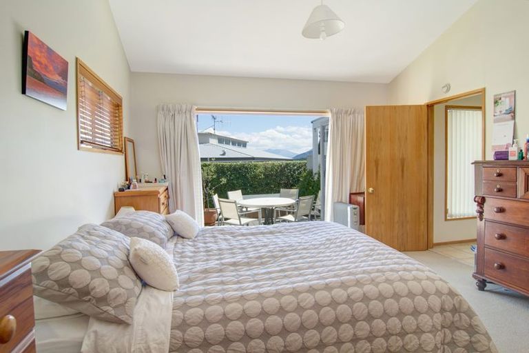 Photo of property in 446 Peninsula Road, Kelvin Heights, Queenstown, 9300