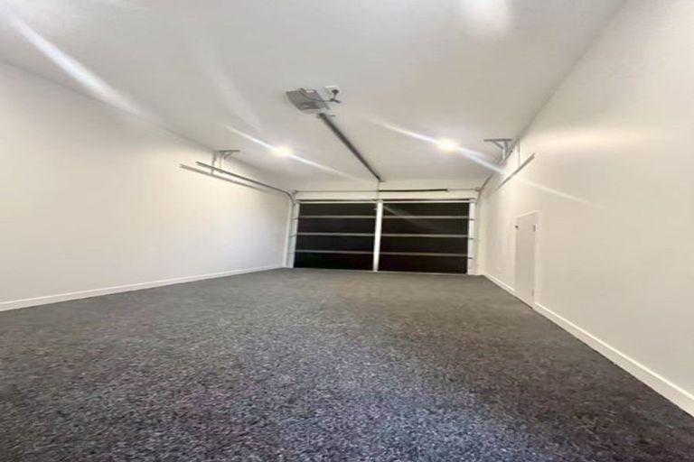 Photo of property in 4/29 Brandon Road, Glen Eden, Auckland, 0602