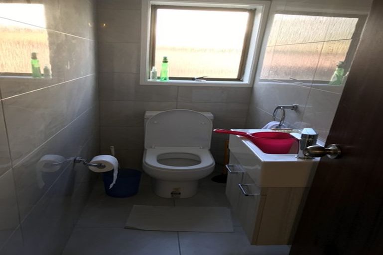 Photo of property in 2/164 Prince Regent Drive, Farm Cove, Auckland, 2012