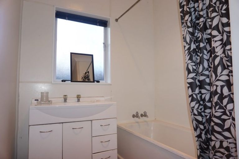 Photo of property in 43 Buckleys Road, Linwood, Christchurch, 8062