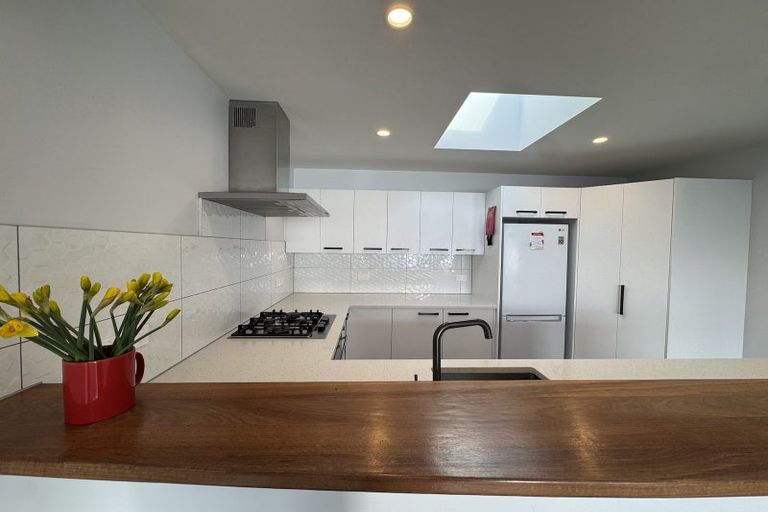 Photo of property in 10/148 Evans Bay Parade, Roseneath, Wellington, 6021