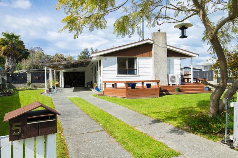 Photo of property in 5 Justin Street, Mangapapa, Gisborne, 4010