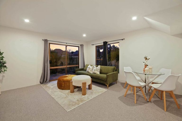 Photo of property in 41a Vivian Wilson Drive, Eastern Beach, Auckland, 2012