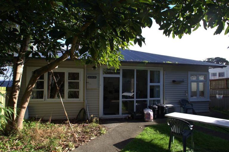 Photo of property in 90 Nairn Street, Mount Cook, Wellington, 6011