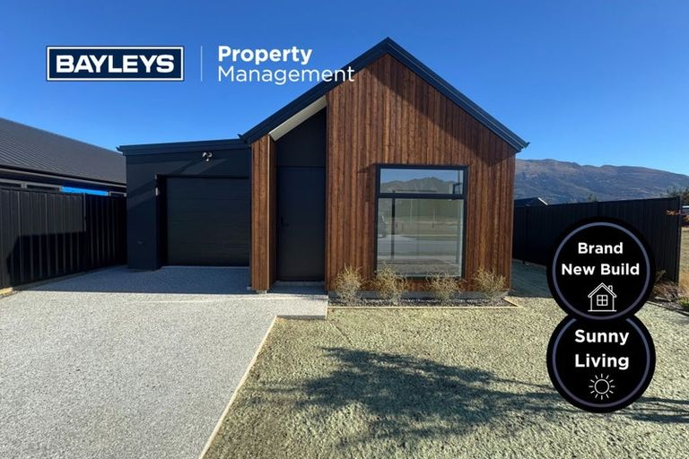 Photo of property in 26 Burdon Loop, Lake Hawea, 9382