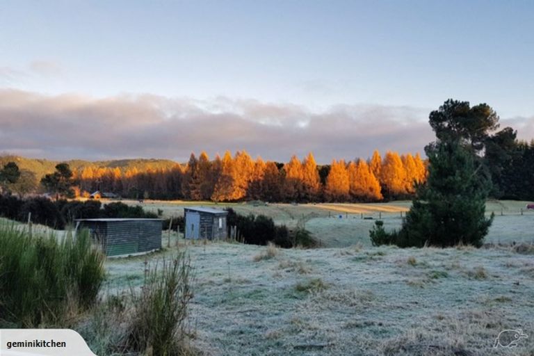 Photo of property in 120 Kinloch Road, Kinloch, Taupo, 3377