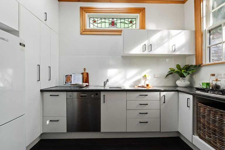 Photo of property in 20 Reuben Avenue, Brooklyn, Wellington, 6021