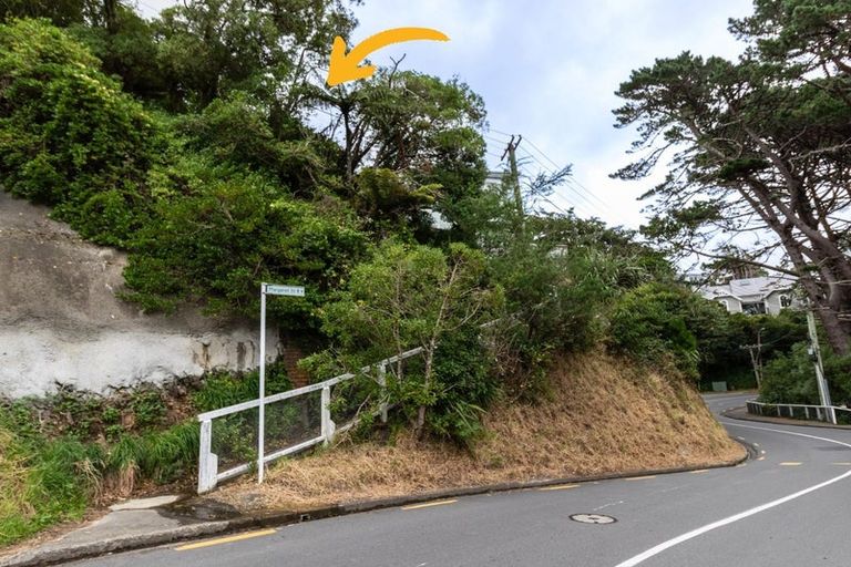 Photo of property in 2/139 Wadestown Road, Wadestown, Wellington, 6012