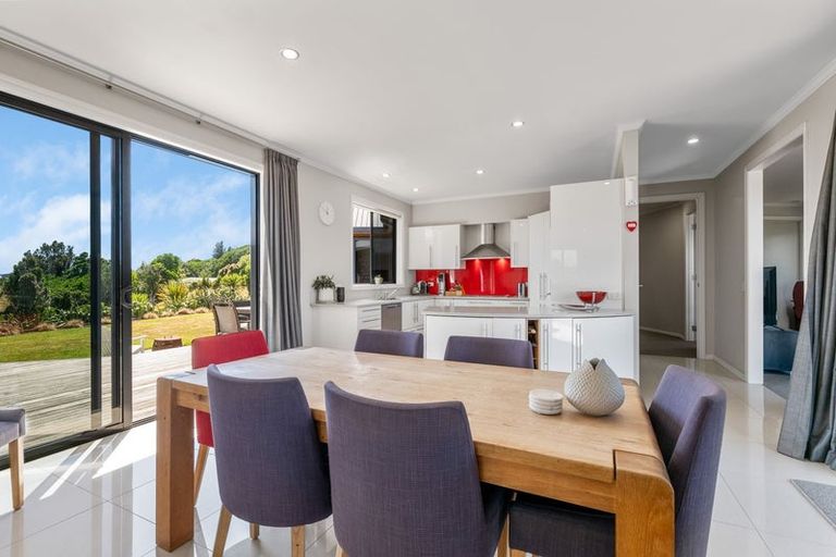 Photo of property in 14b Rennell Street, Frankleigh Park, New Plymouth, 4310