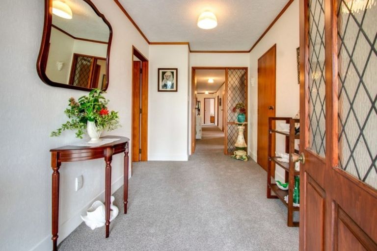 Photo of property in 39 Auckland Road, Greenmeadows, Napier, 4112