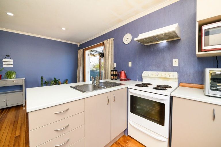 Photo of property in 39 Cambridge Street, Milson, Palmerston North, 4414