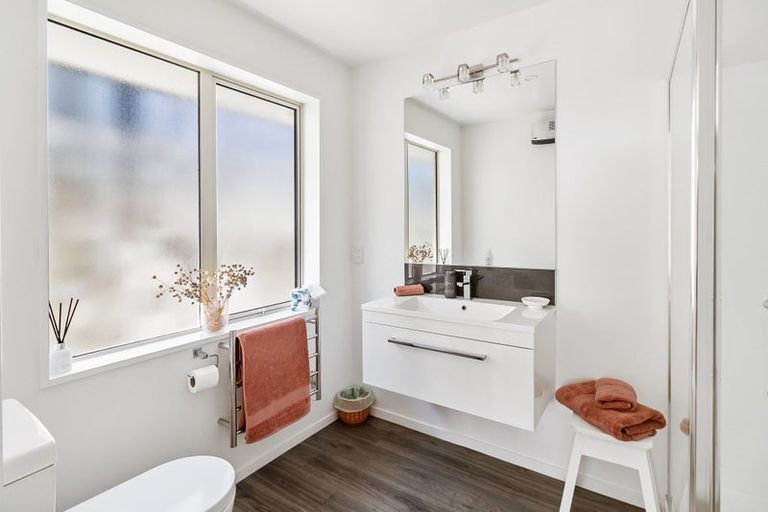 Photo of property in 2/253 Otipua Road, Highfield, Timaru, 7910