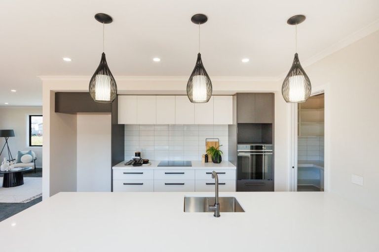 Photo of property in 87 Freedom Drive, Kelvin Grove, Palmerston North, 4470