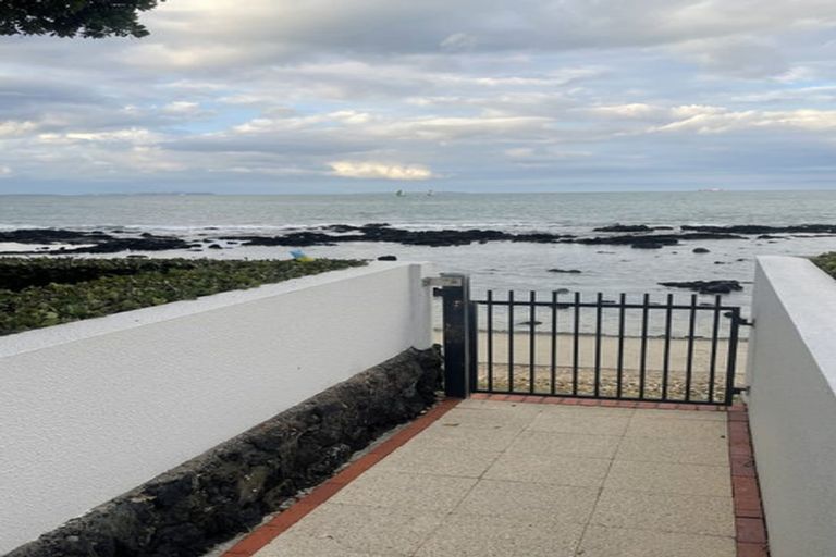 Photo of property in 2/8a Audrey Road, Takapuna, Auckland, 0620