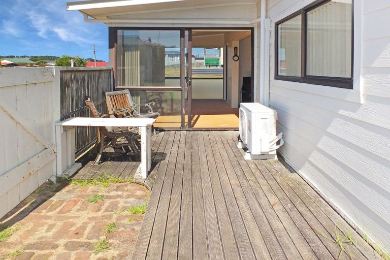 Photo of property in 90 Seabury Avenue, Foxton Beach, Foxton, 4815