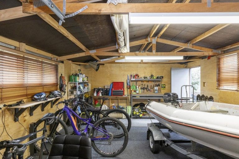 Photo of property in 2 Cherry Lane, Acacia Bay, Taupo, 3330