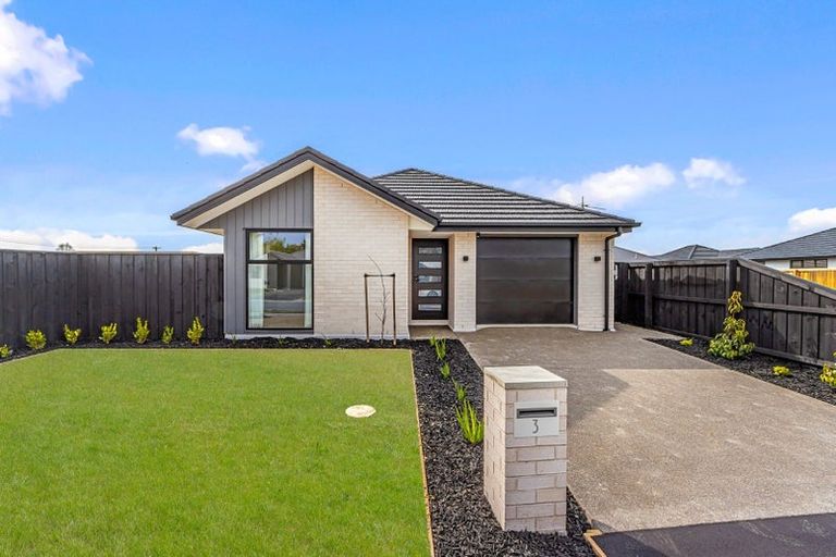 Photo of property in 3 Oakmill Drive, Casebrook, 8051