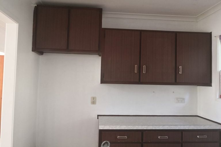 Photo of property in 1/454 East Coast Road, Windsor Park, Auckland, 0630