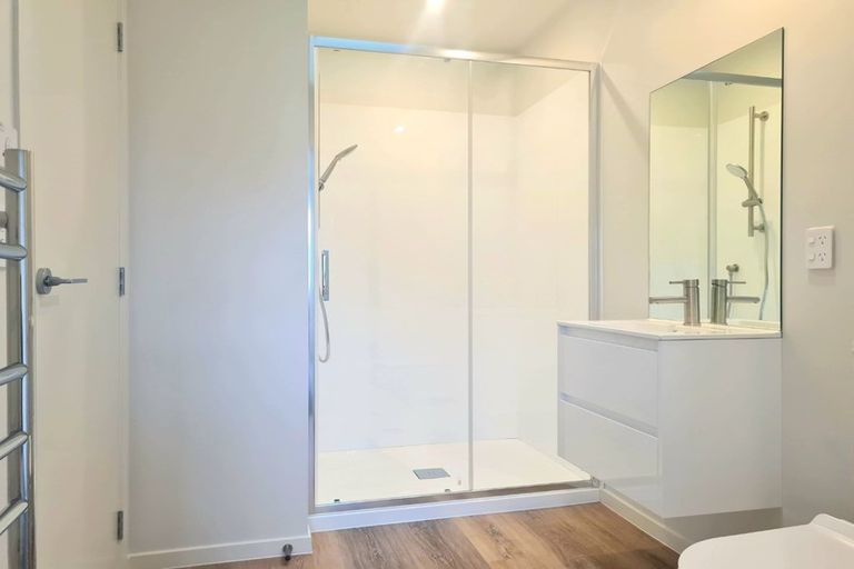 Photo of property in 2/37 Sladden Street, Naenae, Lower Hutt, 5011