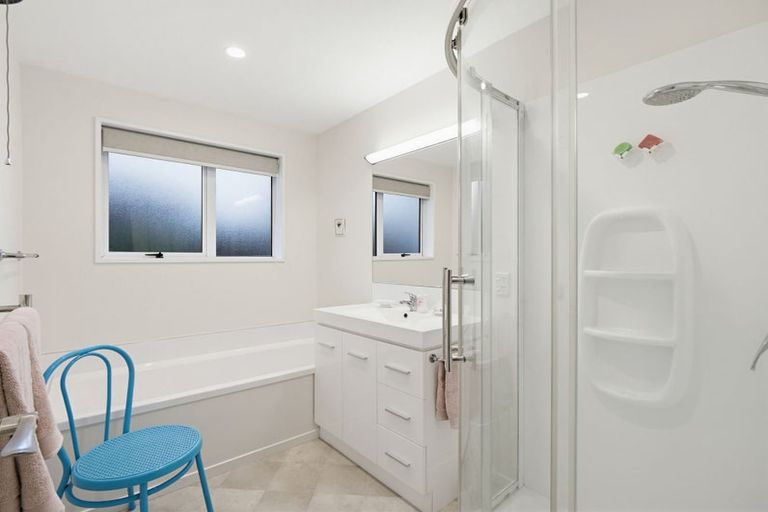 Photo of property in 8 Kennedys Bush Road, Halswell, Christchurch, 8025