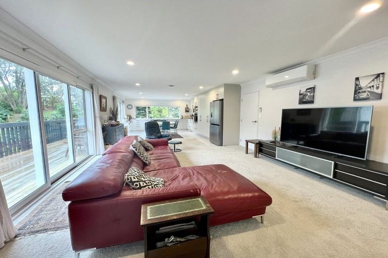 Photo of property in 16a Alexander Street, Cockle Bay, Auckland, 2014