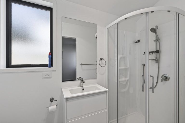 Photo of property in 6b Clerke Place, Marfell, New Plymouth, 4310