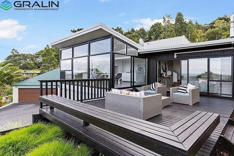 Photo of property in 52 Takahe Road, Titirangi, Auckland, 0604