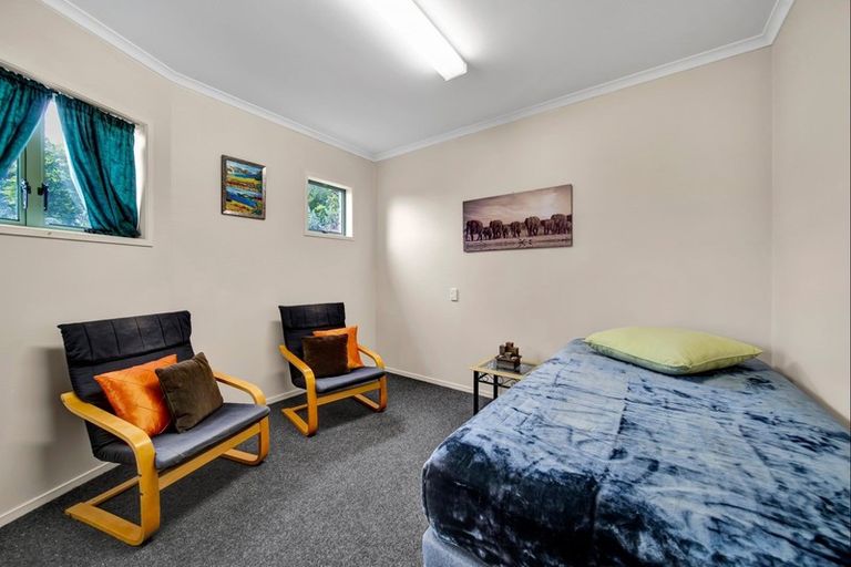 Photo of property in 339a Devon Street West, New Plymouth, 4310