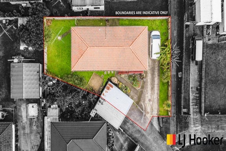 Photo of property in 2 Zircon Place, Wiri, Auckland, 2104