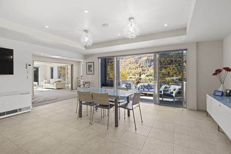 Photo of property in 21 Hood Crescent, Arrowtown, 9302