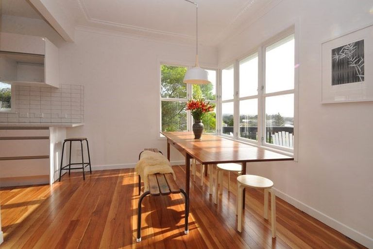 Photo of property in 6a France Street, Waiuku, 2123