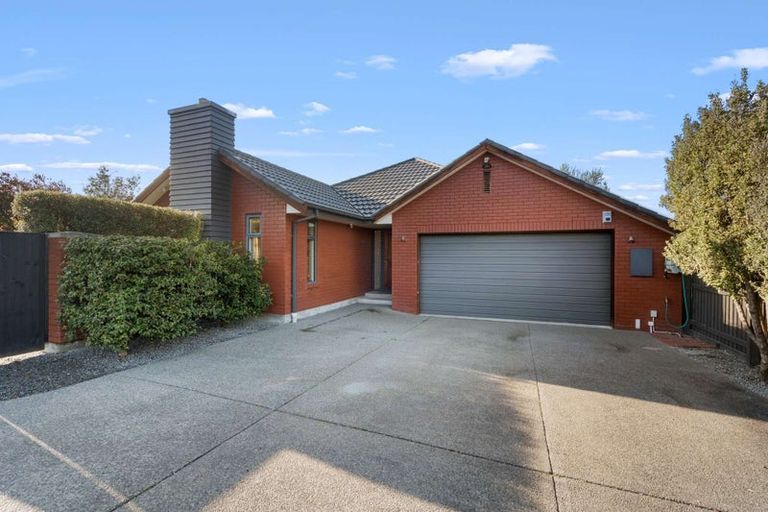 Photo of property in 40 Titirangi Crescent, Parklands, Christchurch, 8083