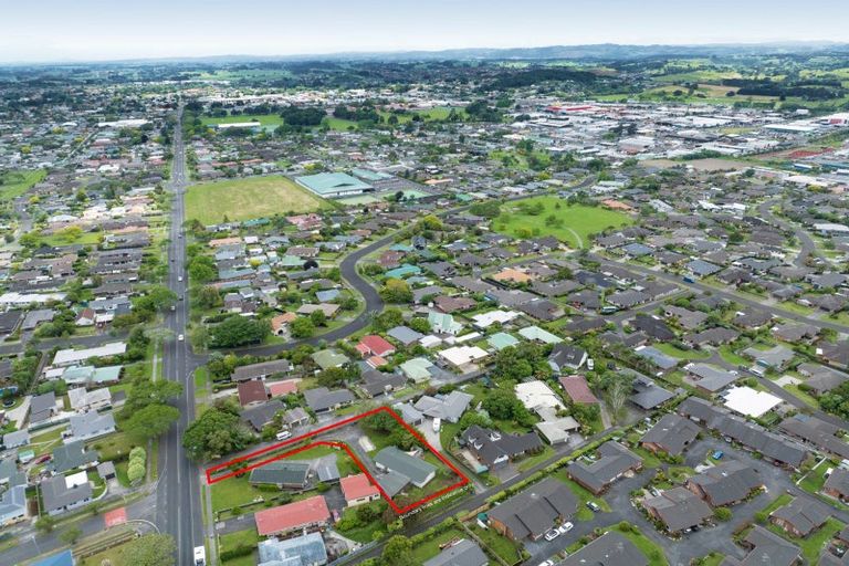 Photo of property in 270 Queen Street, Pukekohe, 2120