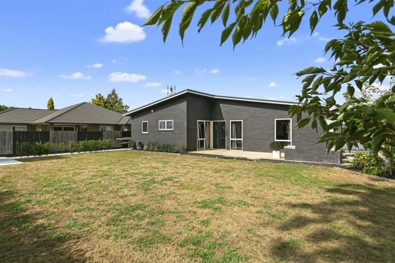 Photo of property in 11 Henry Bell Close, Leamington, Cambridge, 3432