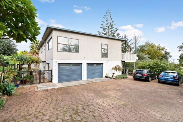 Photo of property in 10 Pine Terrace, Howick, Auckland, 2014