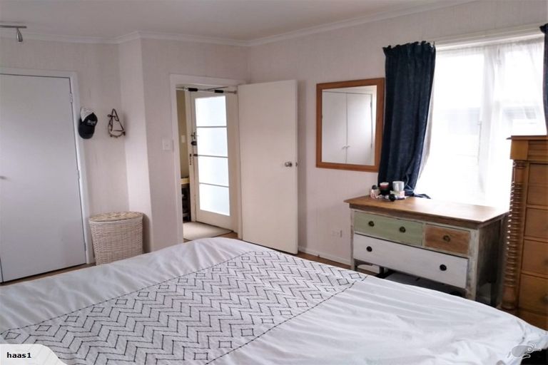 Photo of property in 76 Douglas Mclean Avenue, Marewa, Napier, 4110