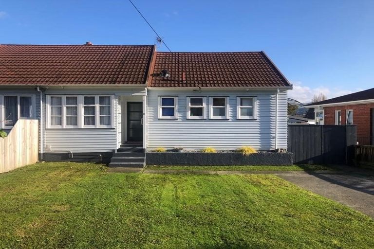 Photo of property in 6 Toomath Street, Naenae, Lower Hutt, 5011